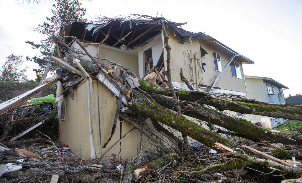 APTOPIX Northwest Storm Washington State